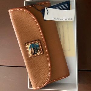 Dooney & Bourke wallet brand new